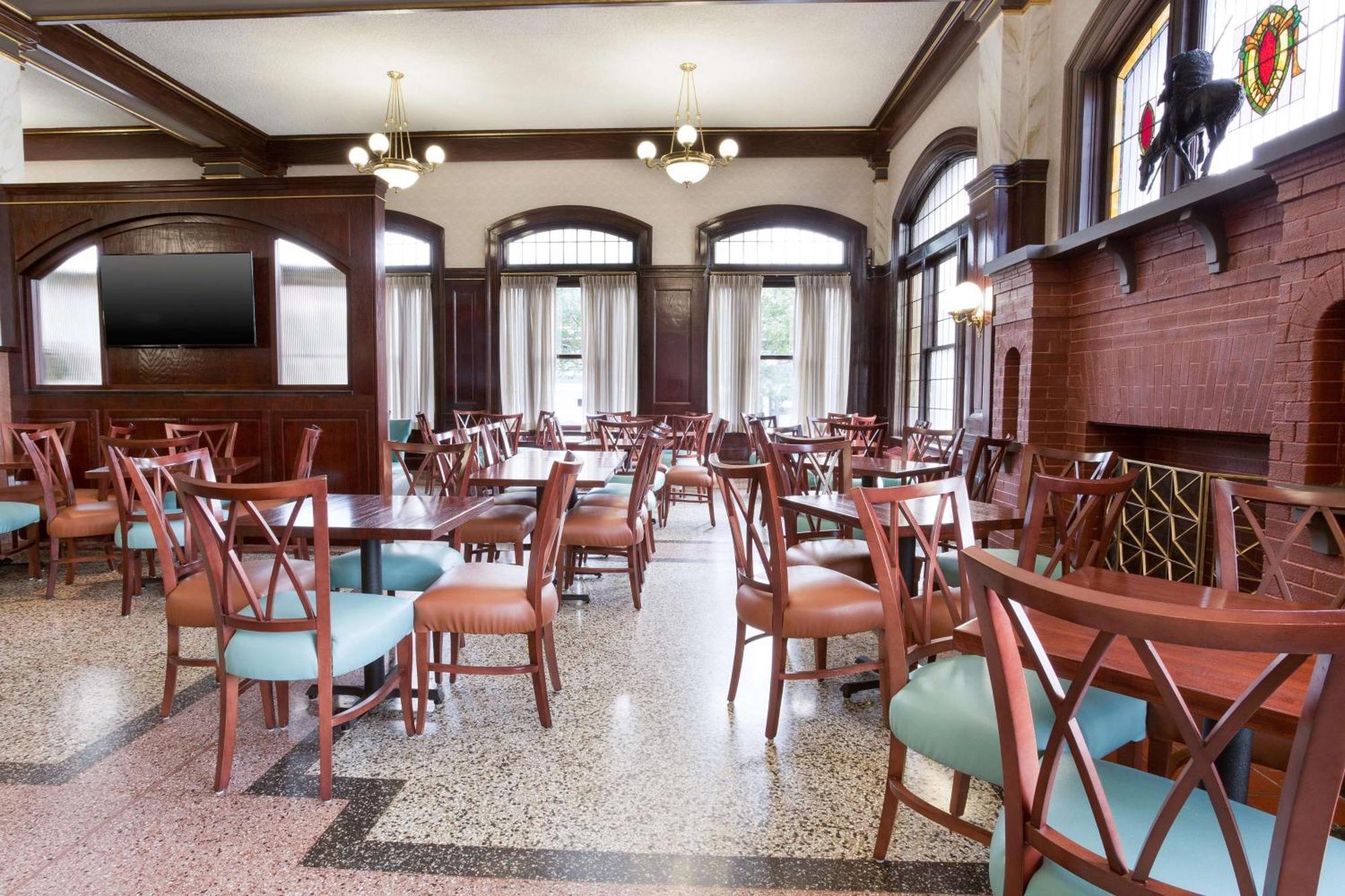 Drury And St Louis Union Station 3*